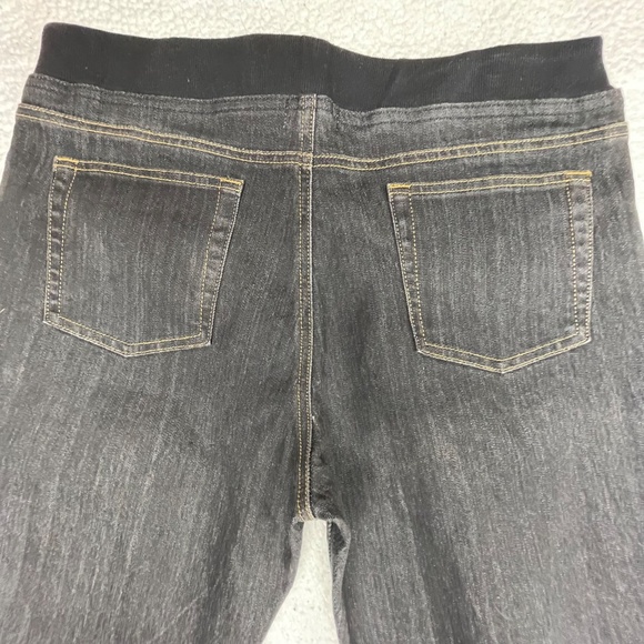 Women’s 16 K.Jordon Black Jeans - Picture 4 of 13